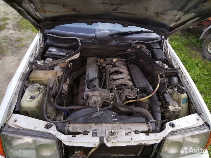 Mercedes-Benz W124 2.0 МТ, 1986, 246 537 км