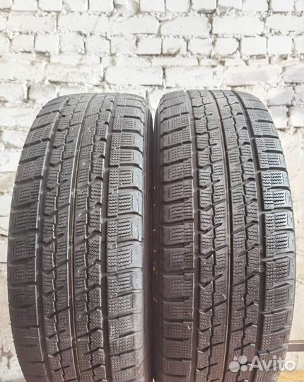 Goodyear UltraGrip Ice Navi Zea 225/60 R17 99Q