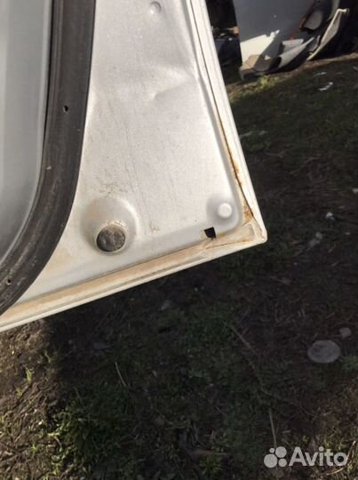 Дверь передняя правая Chevrolet tracker TL52