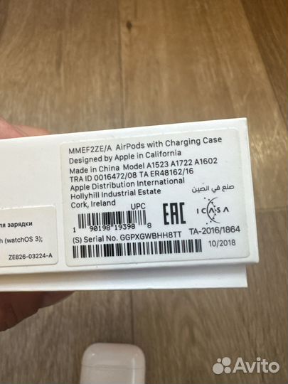 Беспроводные наушники apple airpods