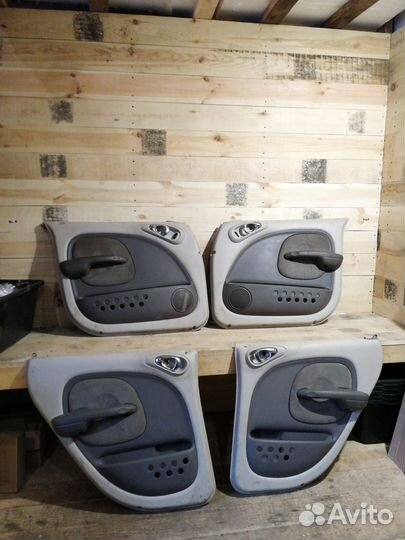 К-кт обшивки двери Chrysler PT Cruiser