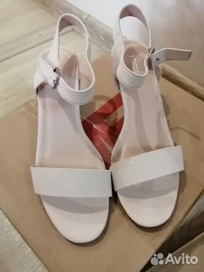 Сандалии женские 38 размер