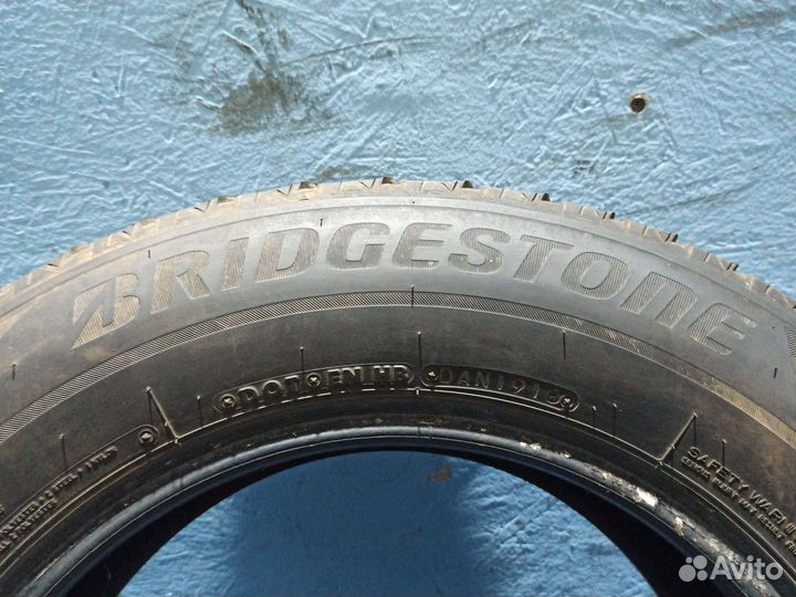 Bridgestone Blizzak WS-80 215/65 R16 98H