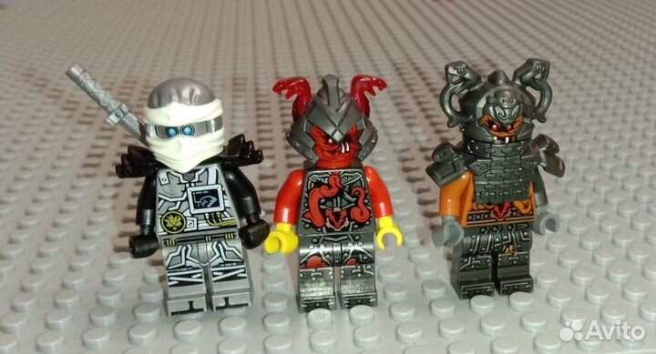 Lego ninjago 70624 Алый захватчик