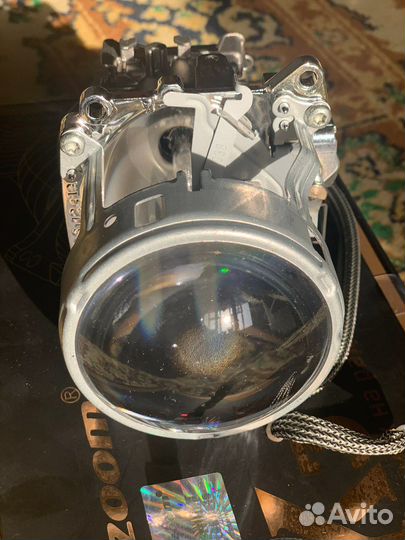 Фара правая Mercedes Benz W204