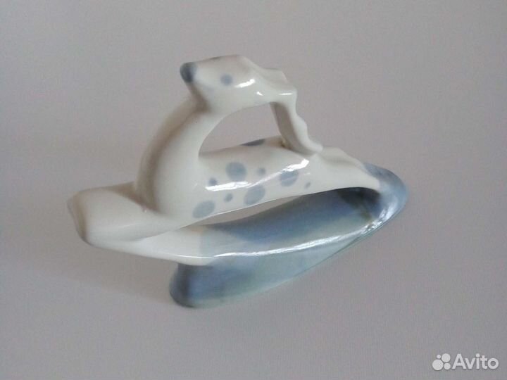 Фарфоровые статуэтка оленя СССР