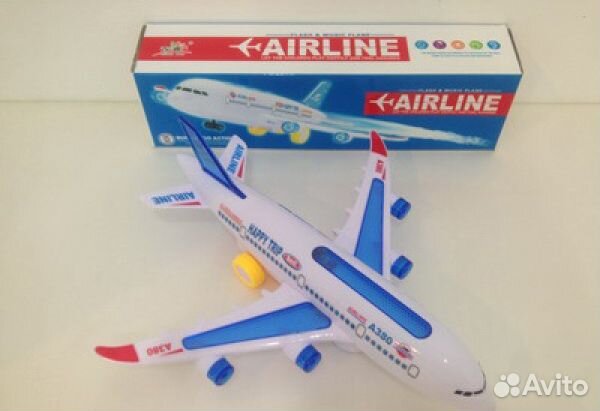 Самолет на батарейках