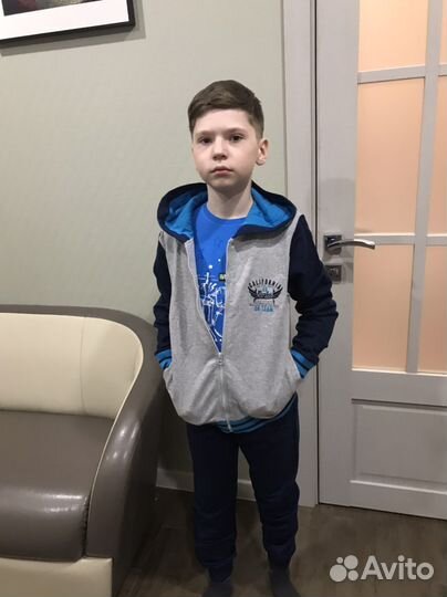 Спортивный костюм для мальчика 140