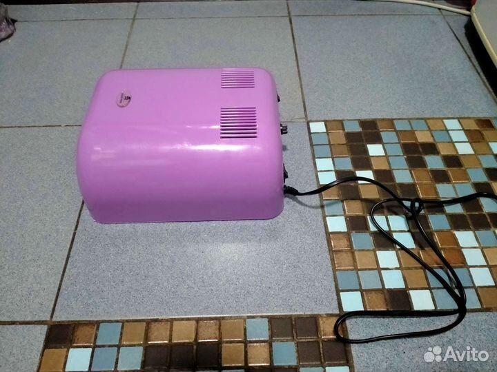 Уф лампа для ногтей