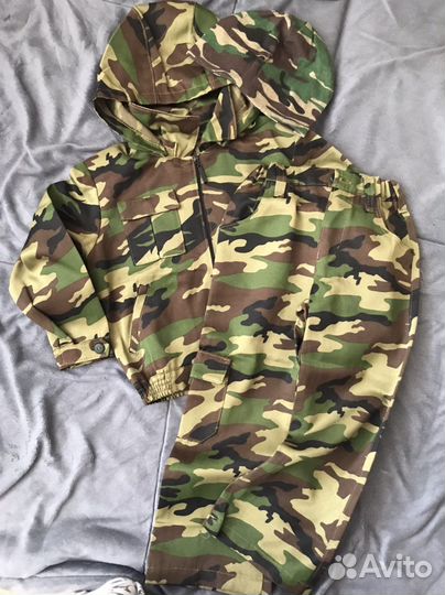 Камуфляжный костюм