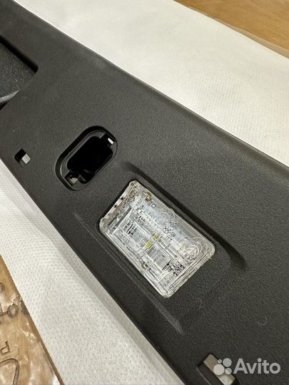 Накладка двери багажника BMW X6 G06 с подсветкой