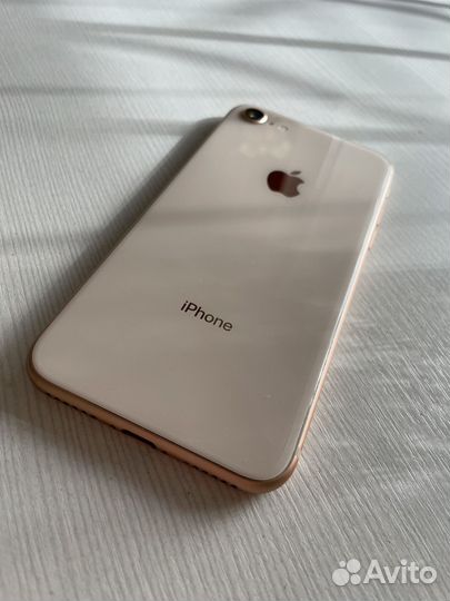 iPhone 8, 64 ГБ