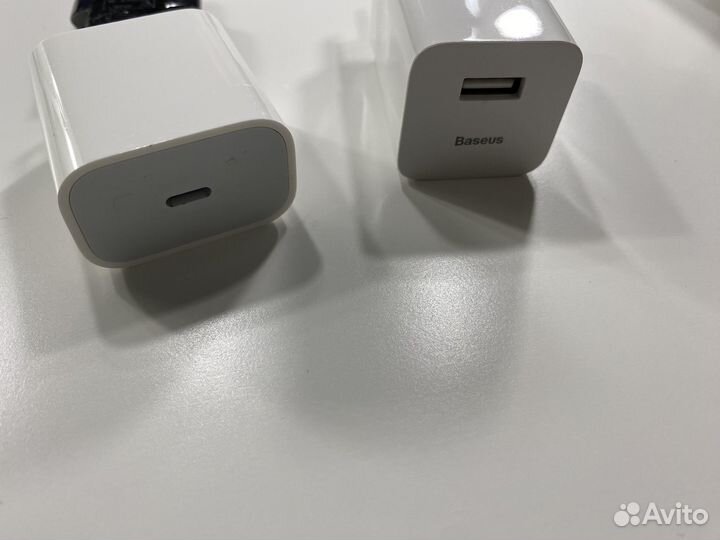 Блок питания для iPhone