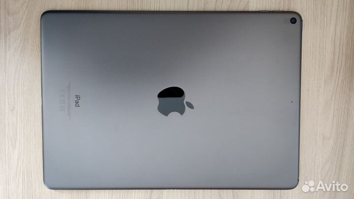 Планшет iPad Air 3 64гб