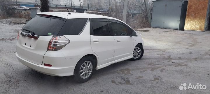 Honda Fit Shuttle 1.5 CVT, 2012, 141 000 км