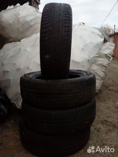 Hankook Winter I'Cept Evo2 W320A SUV 225/65 R17 102H