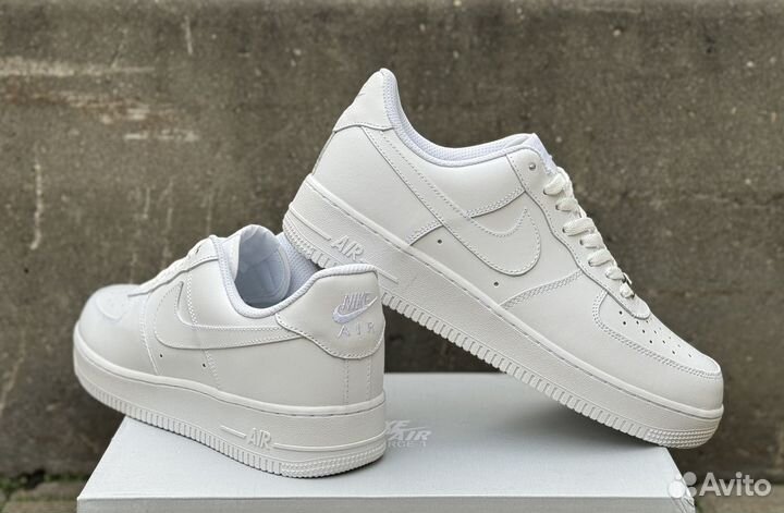 Кроссовки Nike Air Force 1 07 low