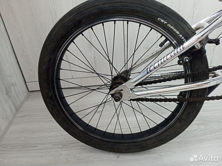 Трюковой велосипед bmx