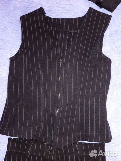 Костюм школьный для девочки 1-3 класс