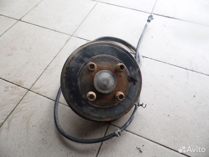 Кулак задний правый Renault Logan 2005-2014 (№13)