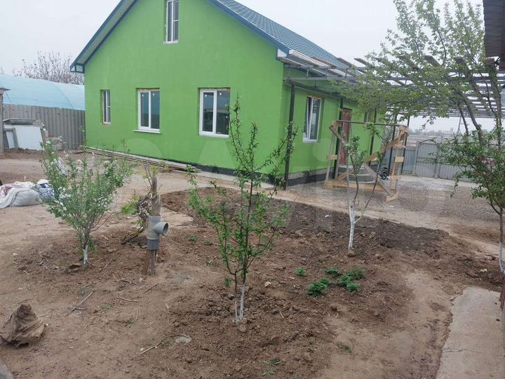 Дом 100 м² на участке 6,1 сот.