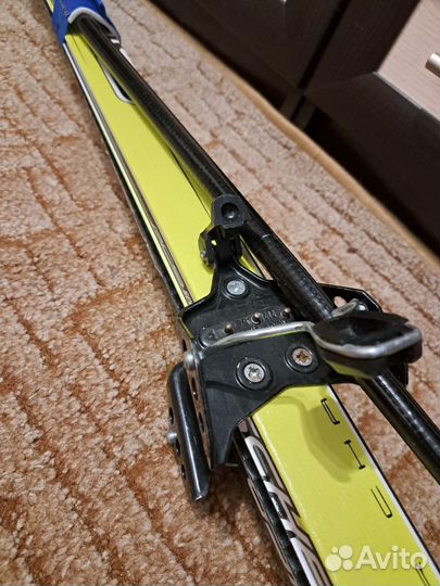 Детский комплект лыж