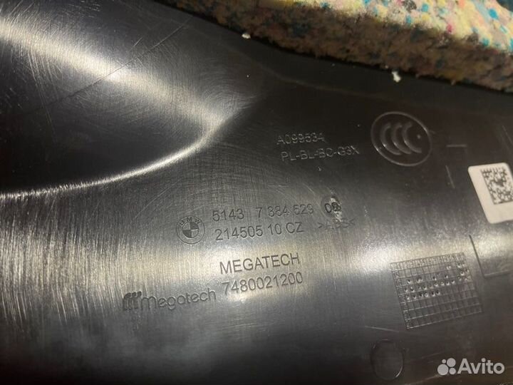 Пластик салона левый Bmw 5 G30 2017