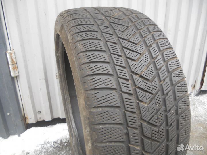 Pirelli Scorpion Winter 275/40 R20 106V