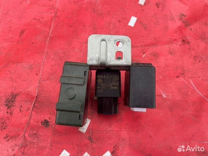 Реле дворников Nissan Ad vfny10 GA15DE 1995