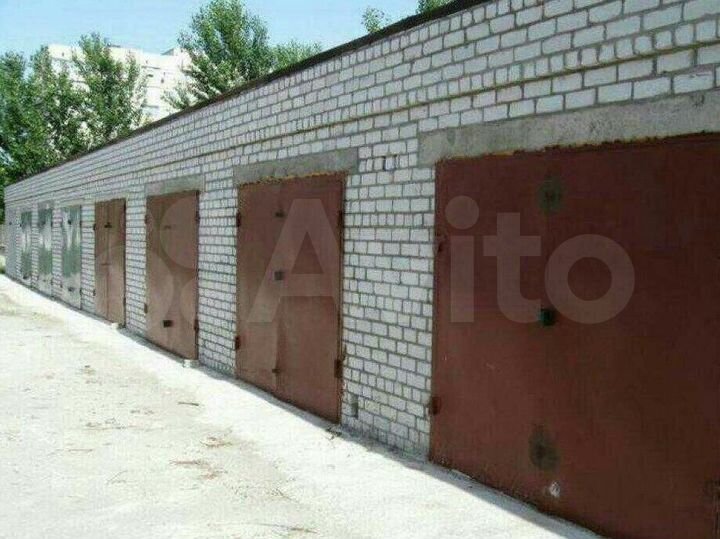 Гараж, > 30 м²