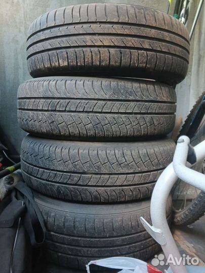 IndoRadial 6688 18.4/65 R15 84L