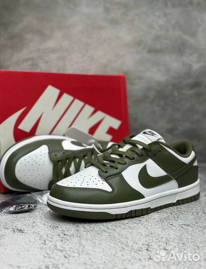 Кроссовки Nike Dunk low