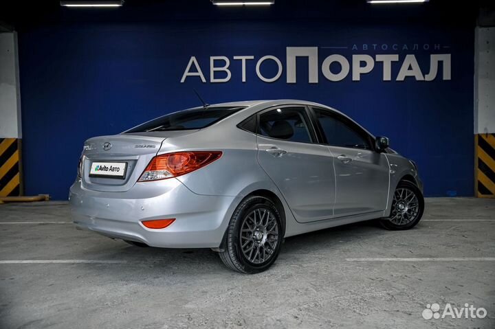 Hyundai Solaris 1.4 AT, 2013, 112 922 км