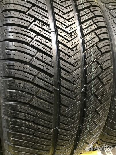 Michelin Pilot Alpin PA4 255/40 R20 и 285/35 R20 101V