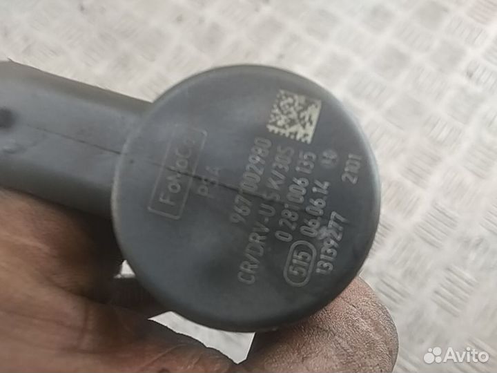 Рейка топливная (рампа) Land Rover Freelander 2 (L359) 2006-2014