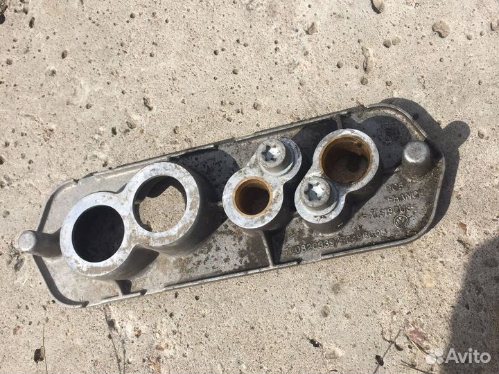 Фланец трубок отопителя Ауди Q7