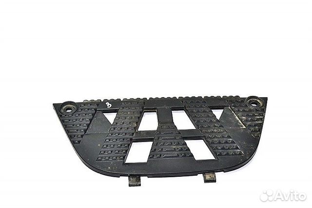 Ступенька подножки нижняя, левая mercedes-benz Act