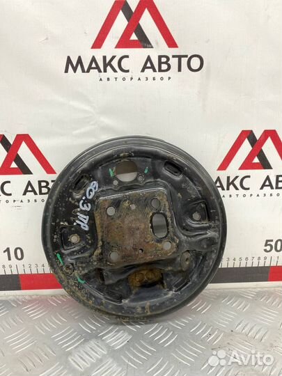 Б/У щит опорный (пыльник, тормозного диска )