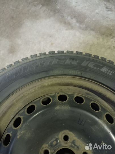 Dunlop SP Winter Ice 01 205/55 R16