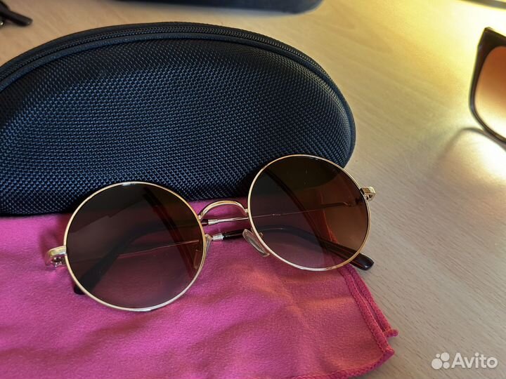 Солнцезащитные очки женские