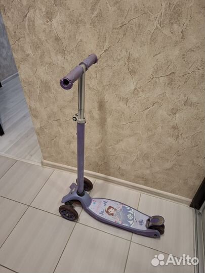 Самокат детский трехколесный
