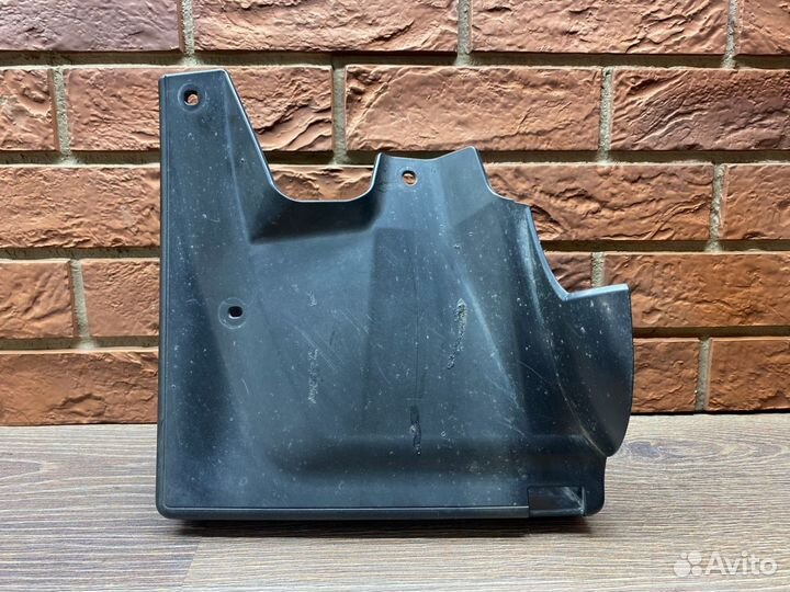 Брызговик зад правый Subaru Forester SJ S13 12-18