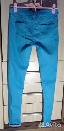 Женские джинсы светлые бренда Topshop moto Leigh