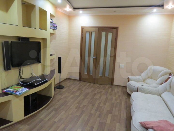 3-к. квартира, 65,2 м², 5/10 эт.