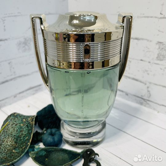 Мужской парфюм Invictus