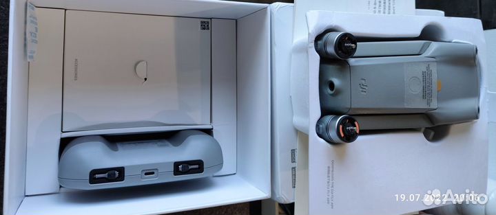 Продам квадрокоптер dji air 2s