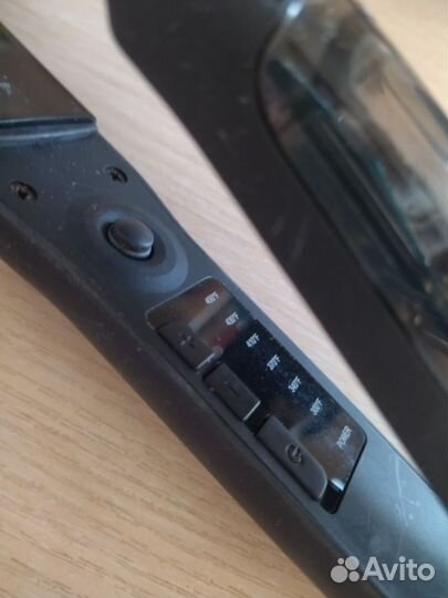 Паровой выпрямитель для волос утюжок