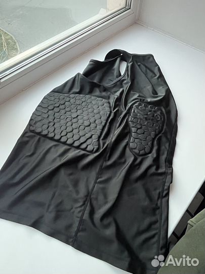 Защита для американского футбола или баскетбола