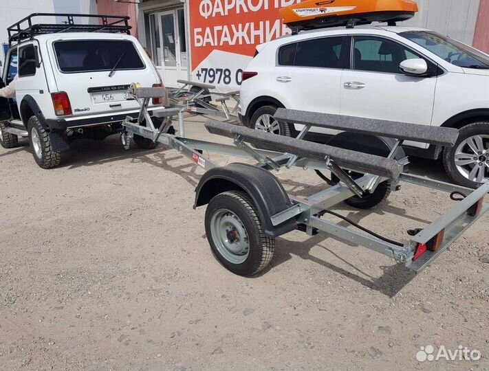 Прицеп для перевозки водной техники