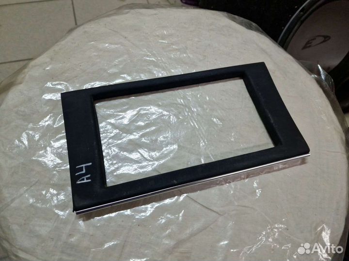 Рамка под 2din магнитолу с хромом на Ауди А4 Б6/Б7